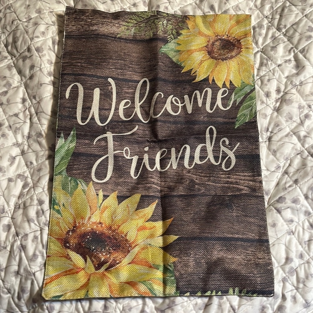 6/$20 New Sunflower Welcome friends garden flag